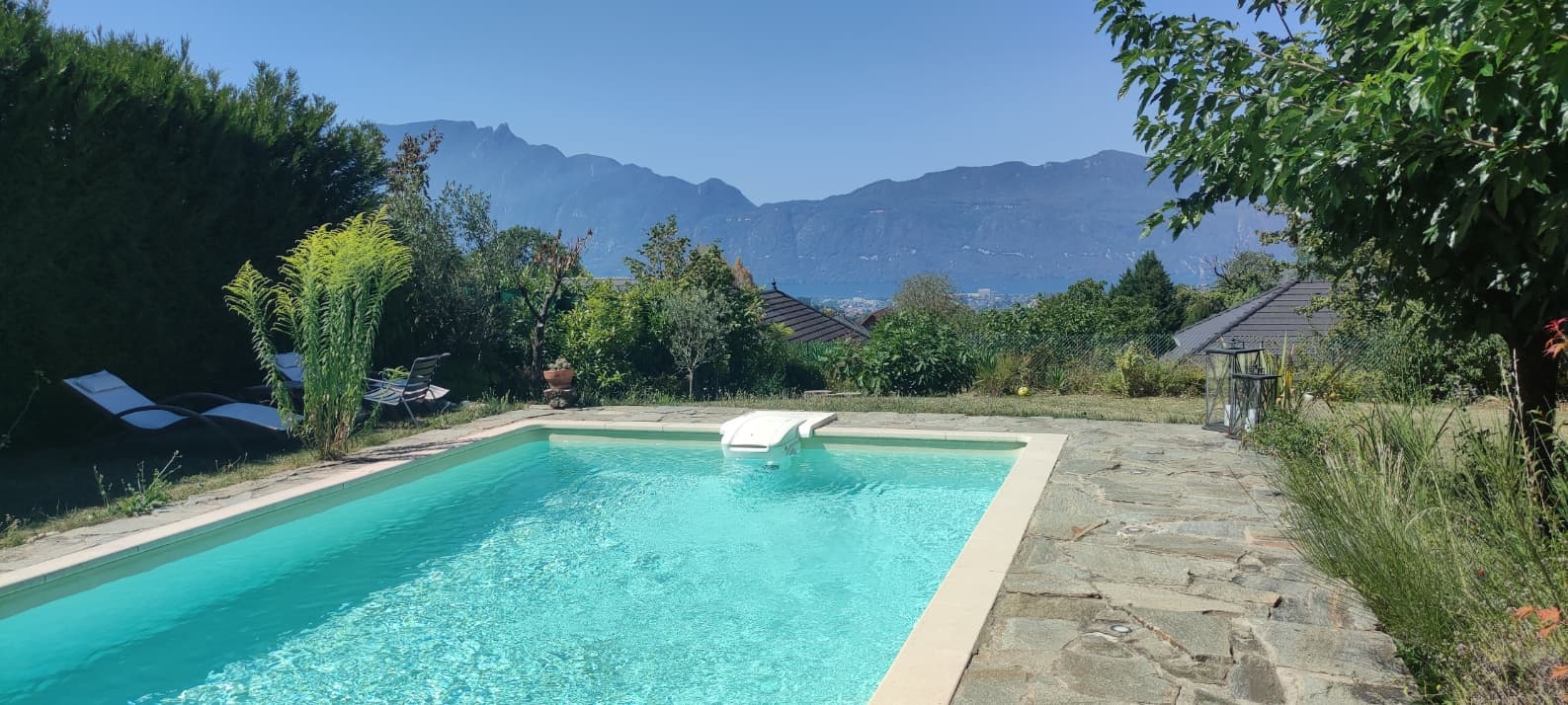 Rénovation d'une villa à Pugny-Châtenod (2024)