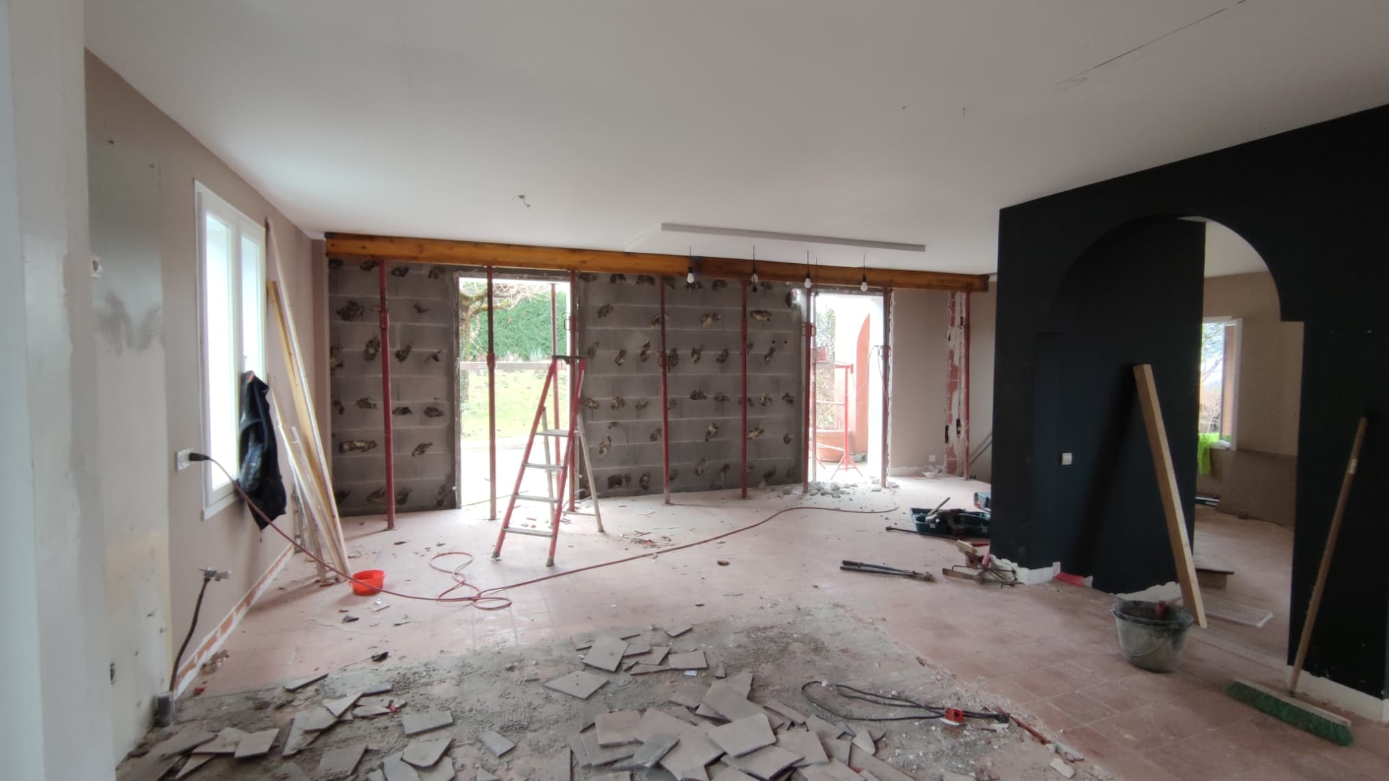 Rénovation d'une villa à Pugny-Châtenod (2024)