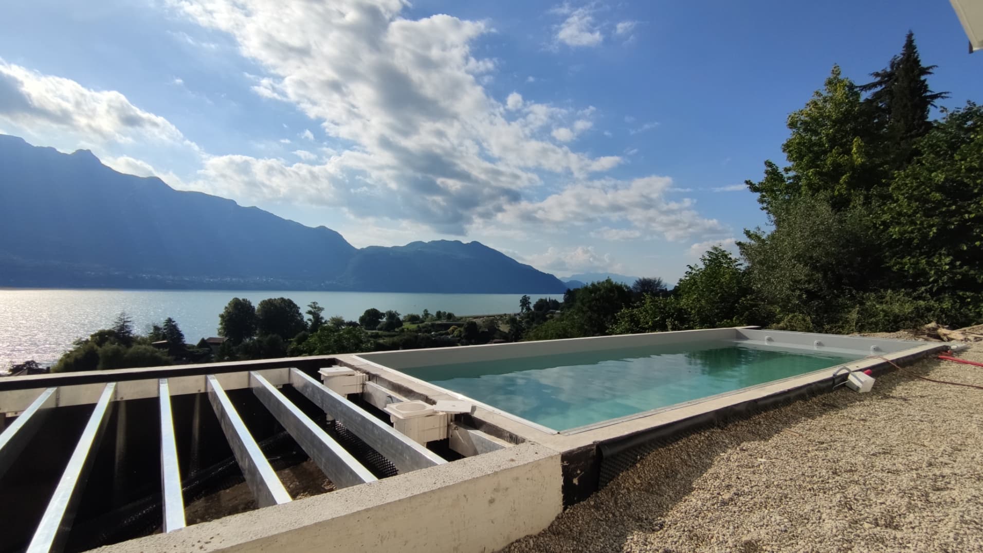 Rénovation d'une villa à TRESSERVE + construction de piscine (2024)