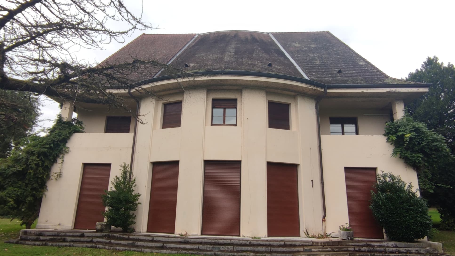 Rénovation d'un domaine de 4 bâtiments à TRESSERVE (2025)